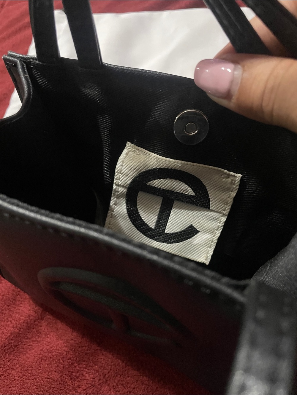 Telfar Mini • Perfect Condition - Picture 2 of 3